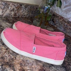 Toms youth size 4. Pink, only minor show of wear